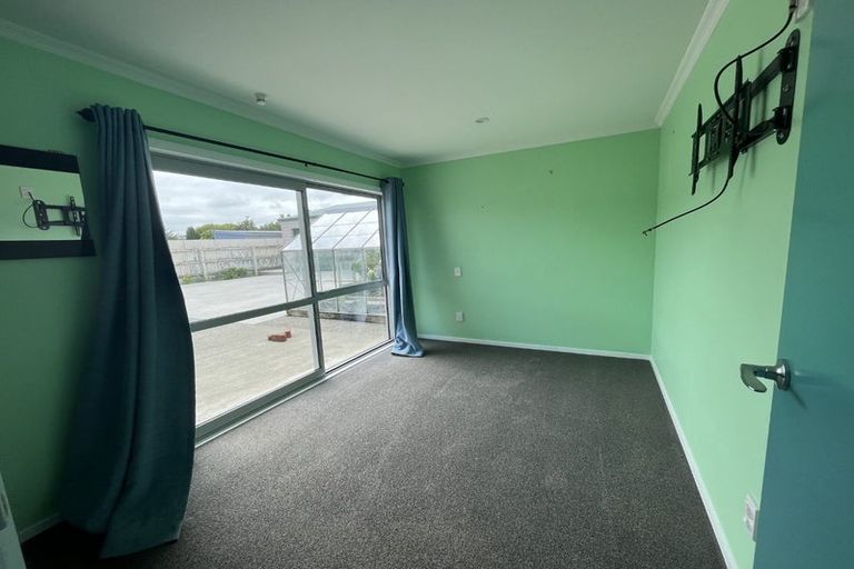 Photo of property in 302 Elles Road, Strathern, Invercargill, 9812