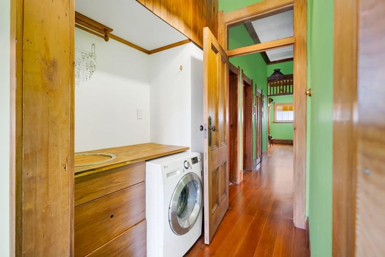 Photo of property in 54 Disraeli Street, Hawera, 4610