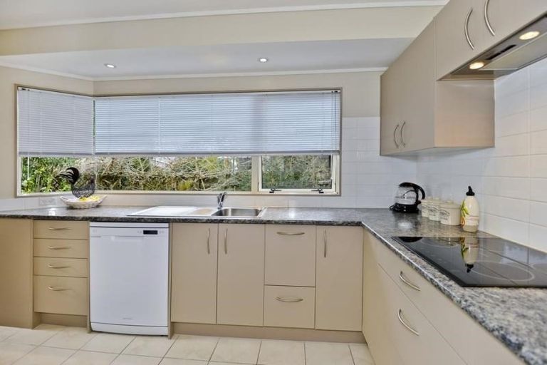 Photo of property in 283 Royal Road, Massey, Auckland, 0614