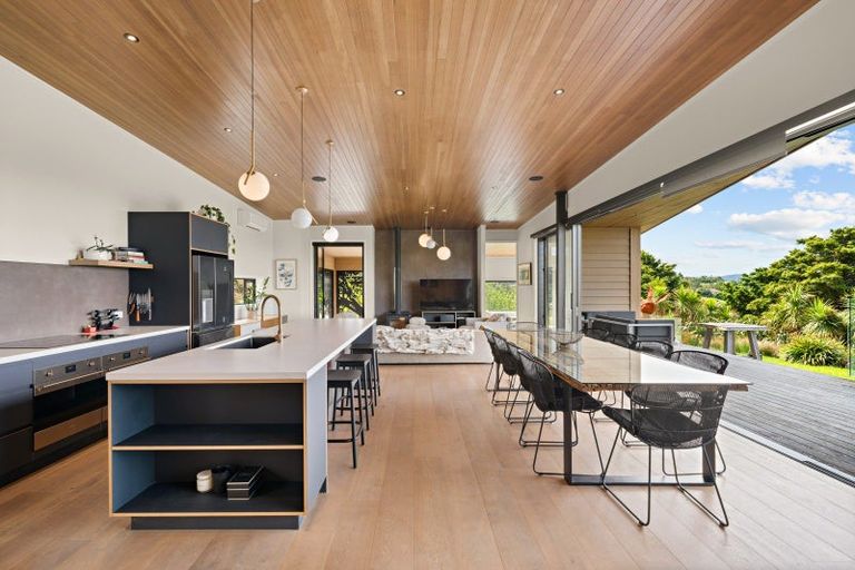 Photo of property in 476 Cames Road, Mangawhai, 0975