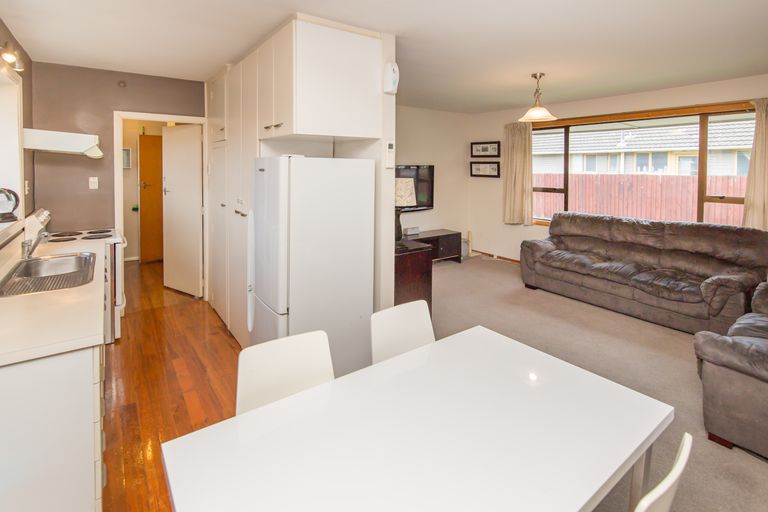 Photo of property in 25 Maces Road, Bromley, Christchurch, 8062