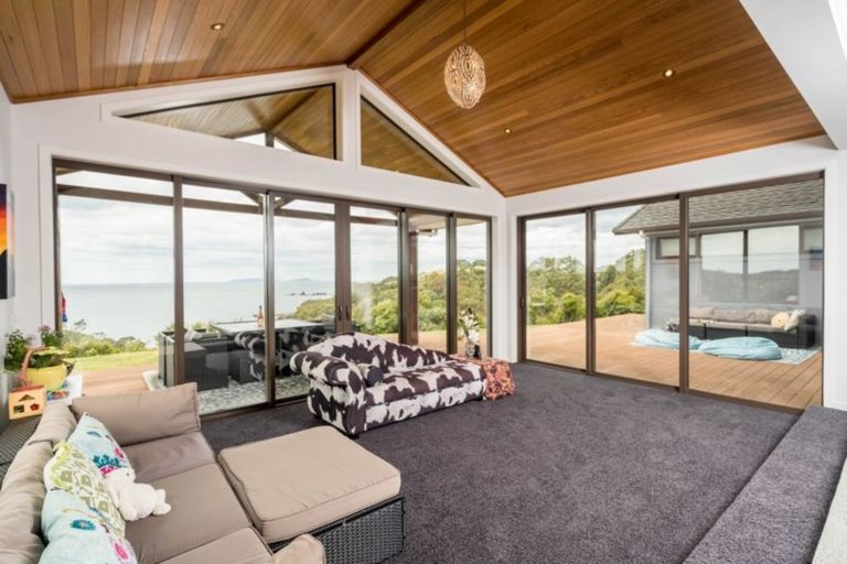 Photo of property in 64 Onekainga Rise, Whananaki, Hikurangi, 0181