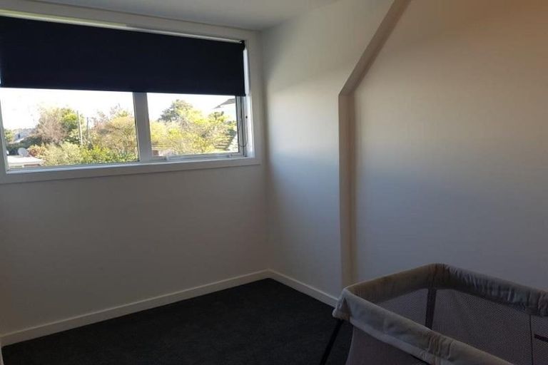 Photo of property in 98a Memorial Avenue, Ilam, Christchurch, 8053