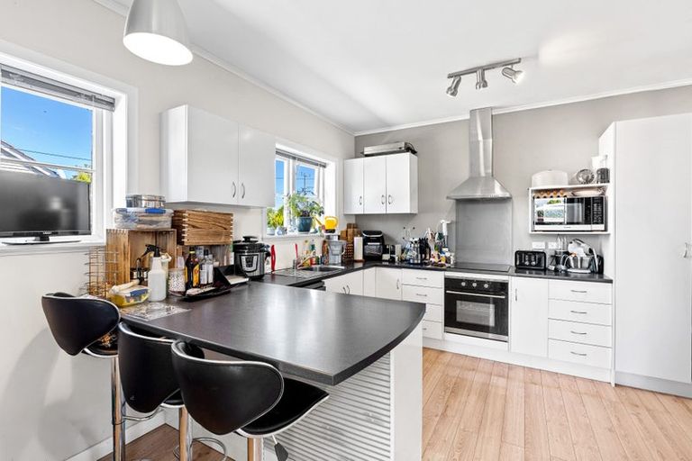 Photo of property in 34 Princes Street, Levin, 5510