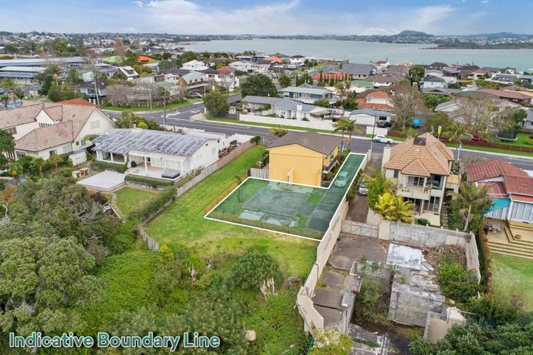 Photo of property in 116a Clovelly Road, Bucklands Beach, Auckland, 2012