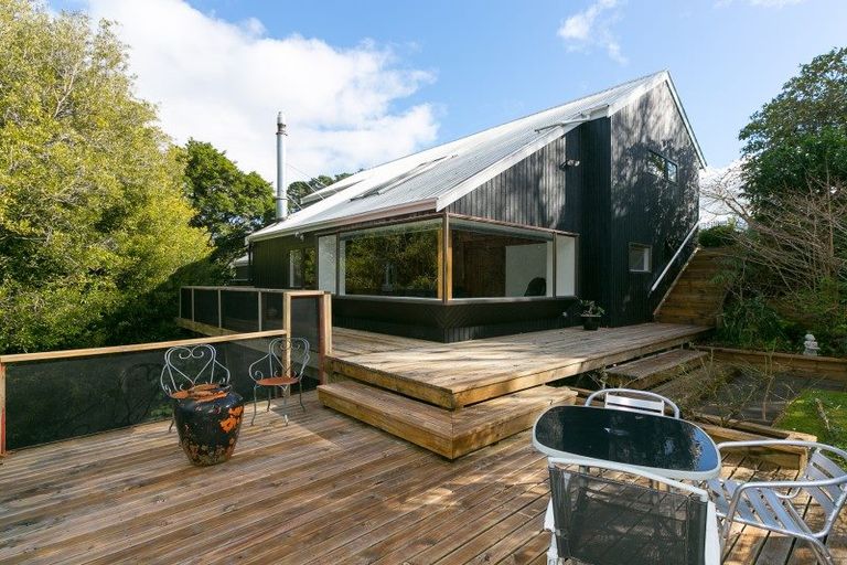 Photo of property in 113 Veale Road, Ridgewood, New Plymouth, 4371