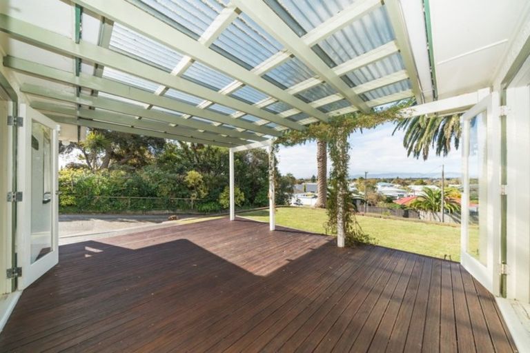 Photo of property in 102 West Street, Feilding, 4702