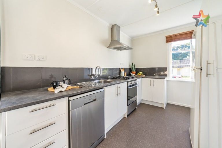 Photo of property in 79 Wilkie Crescent, Naenae, Lower Hutt, 5011