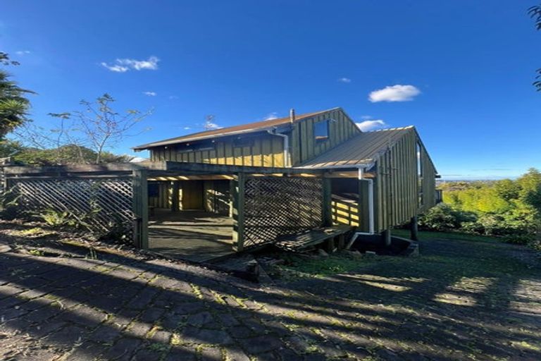 Photo of property in 313 Don Buck Road, Massey, Auckland, 0614