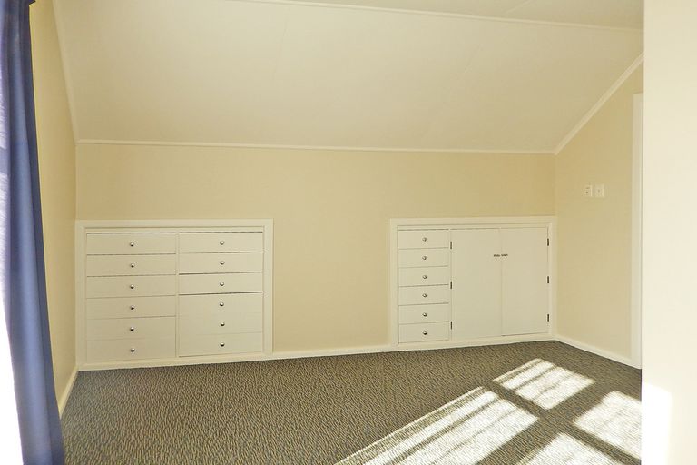 Photo of property in 15a Ure Street, South Hill, Oamaru, 9400