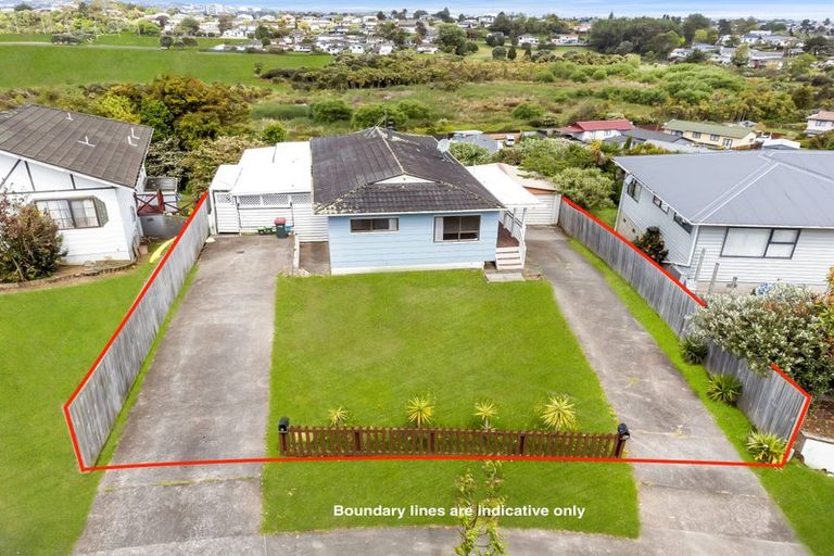 Photo of property in 5 Magellan Place, Papatoetoe, Auckland, 2025