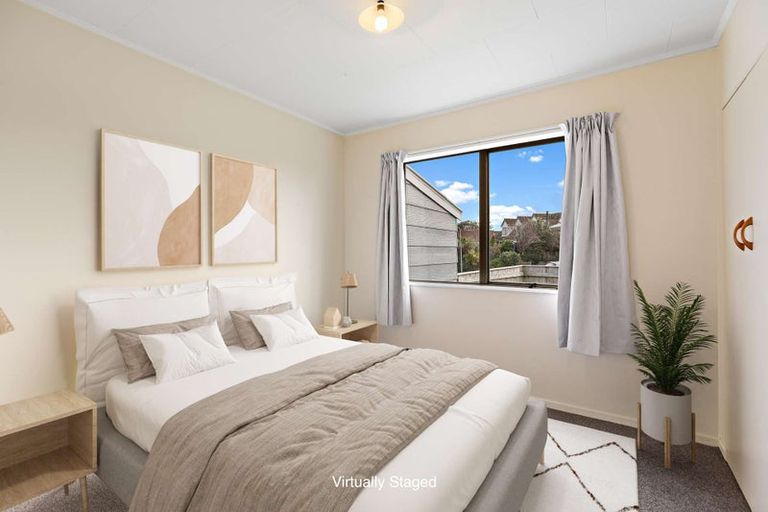 Photo of property in 64 Rhodes Drive, Kelvin Grove, Palmerston North, 4414