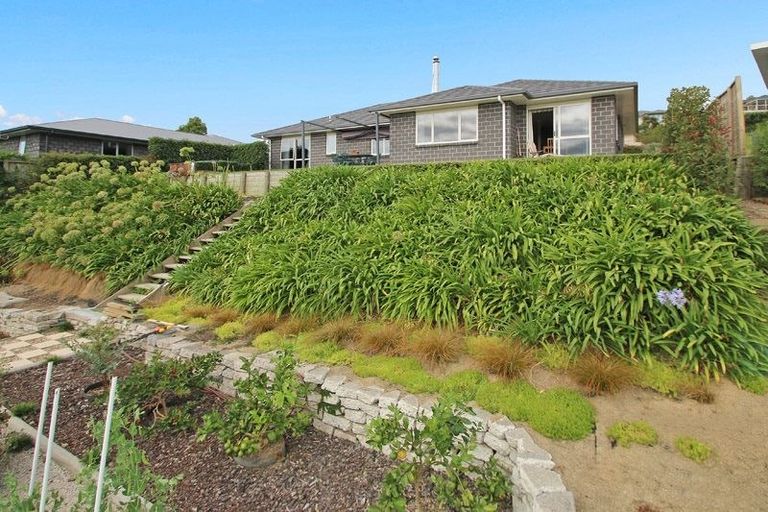 Photo of property in 94 Oteki Park Drive, Welcome Bay, Tauranga, 3112