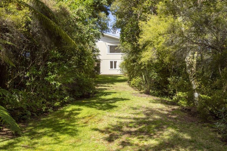 Photo of property in 45 Ingle Avenue, Waipahihi, Taupo, 3330