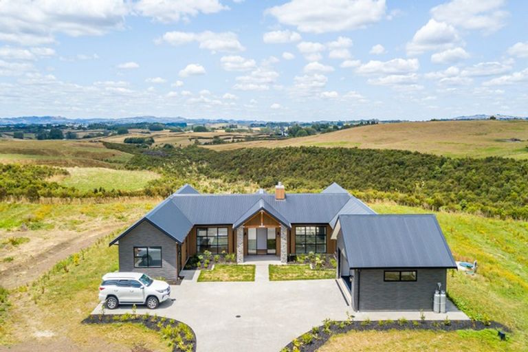 Photo of property in 178 Batty Road, Kingseat, Papakura, 2580
