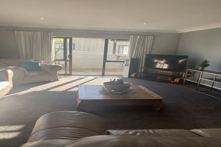Photo of property in 143a Oceanview Road, Mount Maunganui, 3116