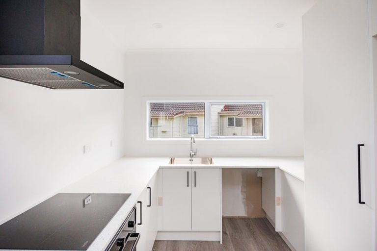 Photo of property in 73 Rangiora Avenue, Roslyn, Palmerston North, 4414