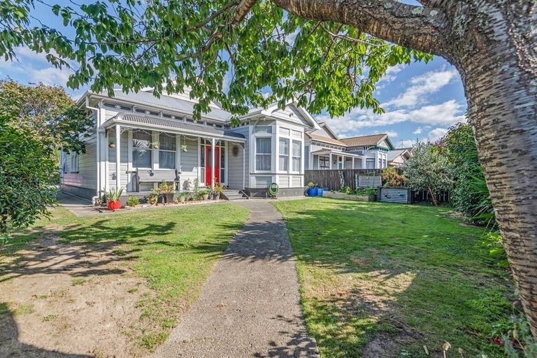 Photo of property in 2 Bryant Street, Takaro, Palmerston North, 4412