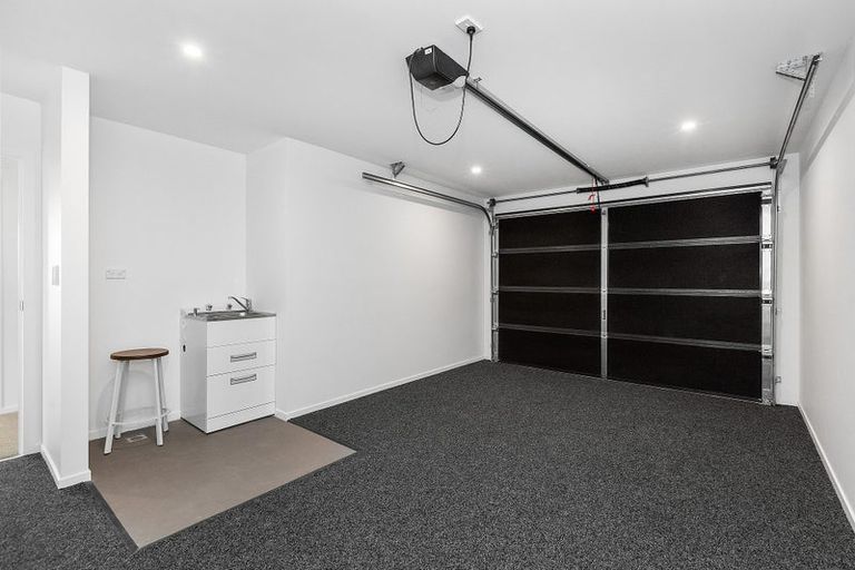 Photo of property in 7 Camellia Court, Palmerston North, 4414