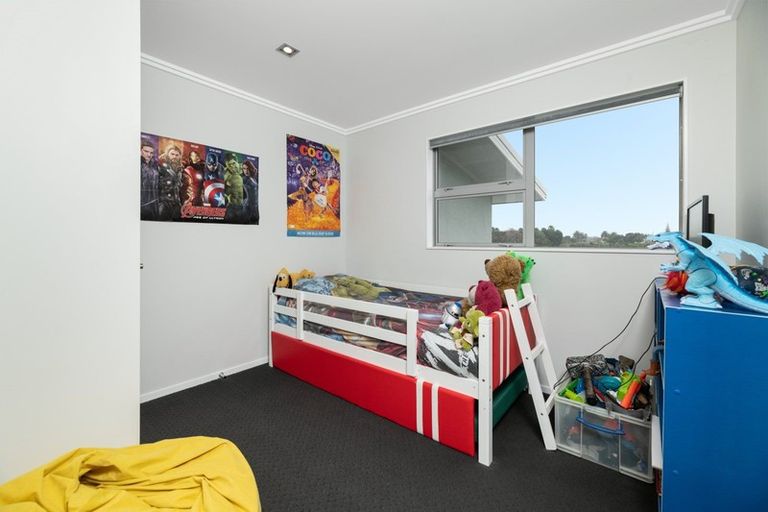 Photo of property in 115 Oriental Parade, Papamoa Beach, Papamoa, 3118