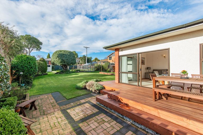 Photo of property in 27 Mcdonald Street, Mosgiel, 9024