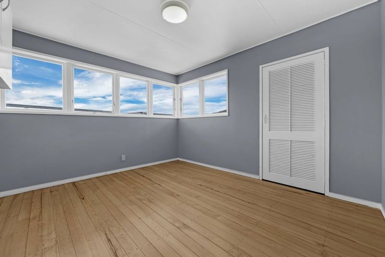 Photo of property in 9 Rata Street, Waiuku, 2123