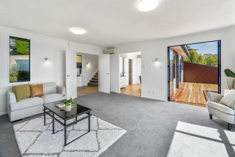 Photo of property in 5 Plains View, Mount Pleasant, Christchurch, 8081