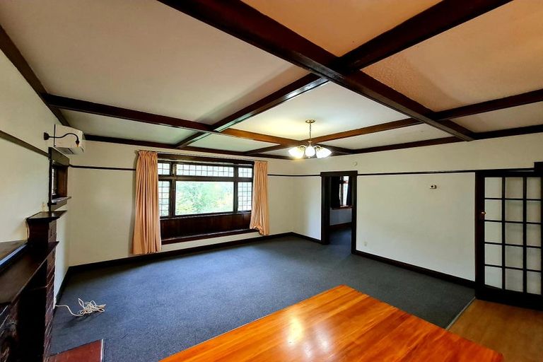 Photo of property in 100 Nairn Street, Mount Cook, Wellington, 6011