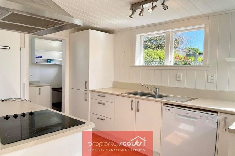 Photo of property in 50 Brooklands Road, Brooklands, New Plymouth, 4310