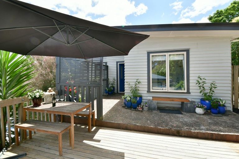 Photo of property in 2/596 Whangaparaoa Road, Stanmore Bay, Whangaparaoa, 0932