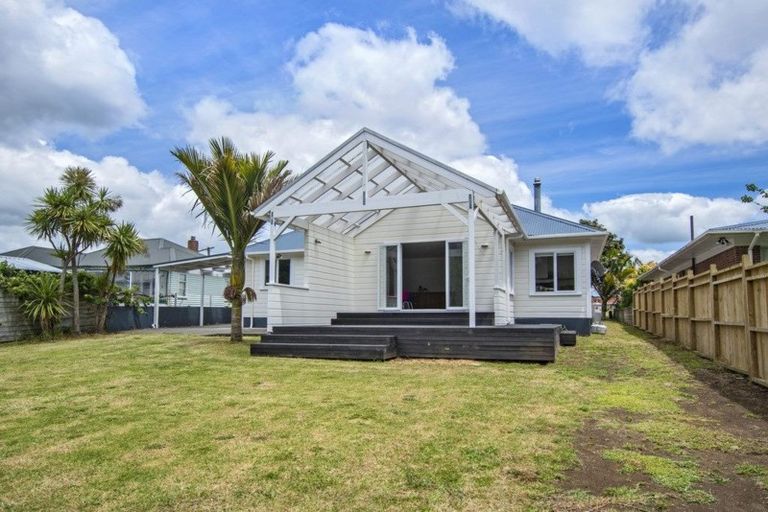 Photo of property in 33 Lovatt Crescent, Kensington, Whangarei, 0112