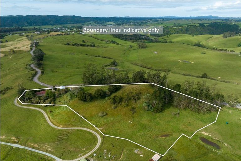Photo of property in 110 Range Road, Kawakawa, 0281