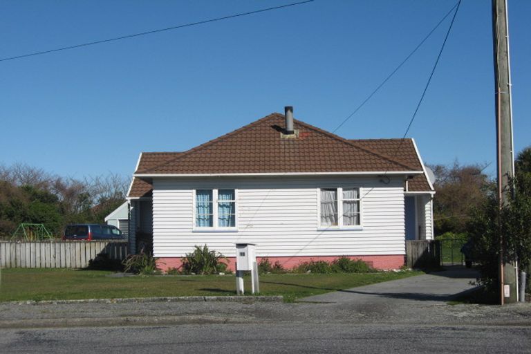 Photo of property in 10 Kerr Avenue, Cobden, Greymouth, 7802