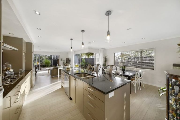 Photo of property in 67 Millen Avenue, Pakuranga, Auckland, 2010