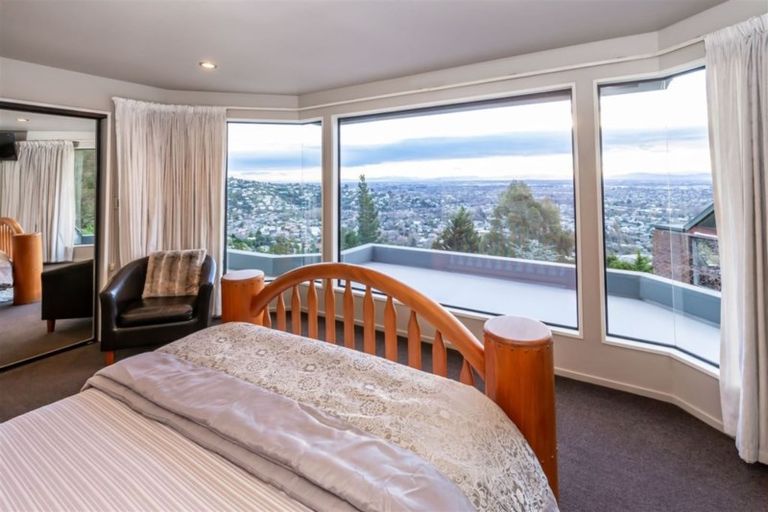 Photo of property in 8a Vista Place, Huntsbury, Christchurch, 8022