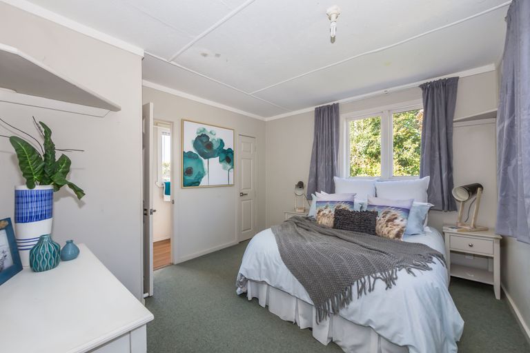 Photo of property in 11 Kauri Road, Stanmore Bay, Whangaparaoa, 0932
