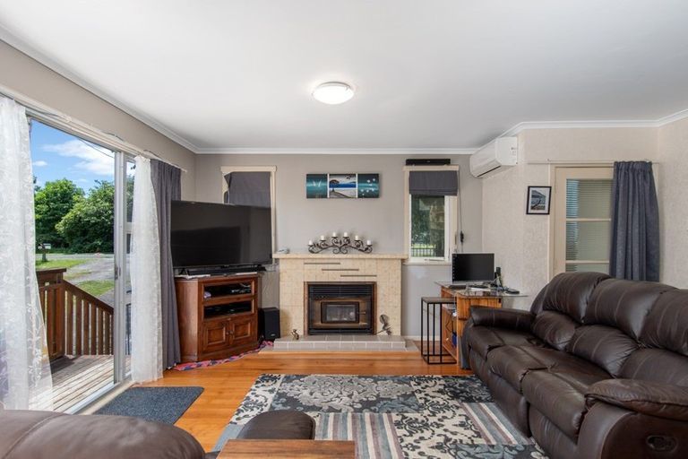 Photo of property in 12 Malyon Street, Te Puke, 3119