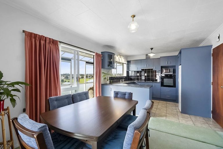 Photo of property in 1d Rossiter Crescent, Lynmouth, New Plymouth, 4310