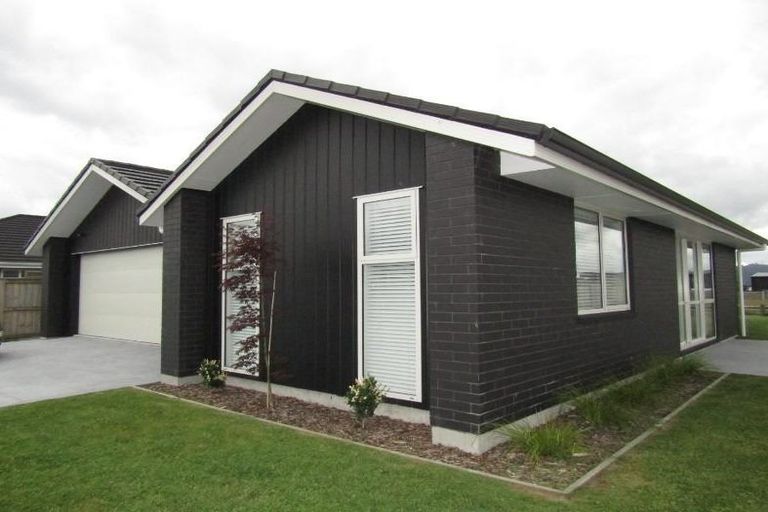 Photo of property in 21 Kara Place, Wharewaka, Taupo, 3330