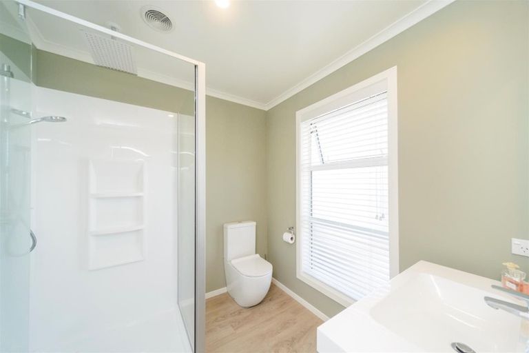 Photo of property in 19 George Street, Bulls, 4818