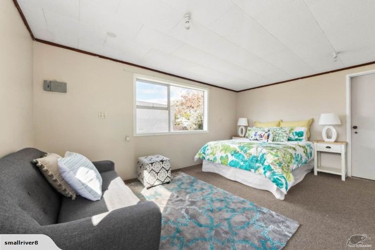 Photo of property in 16 Robert Burke Place, Henderson, Auckland, 0612