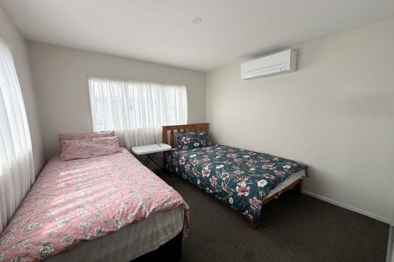 Photo of property in 11 Divide Loop, Takanini, 2112