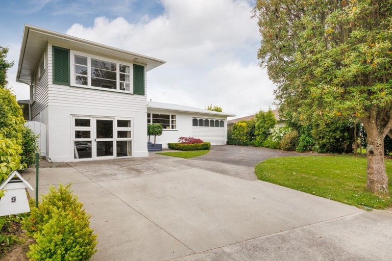 Photo of property in 9 Parata Street, Hokowhitu, Palmerston North, 4410
