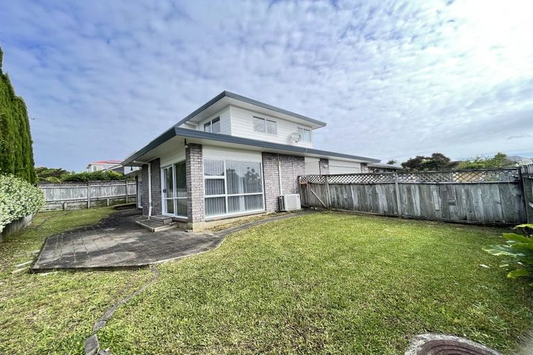 Photo of property in 2/34 Simmental Crescent, Somerville, Auckland, 2014