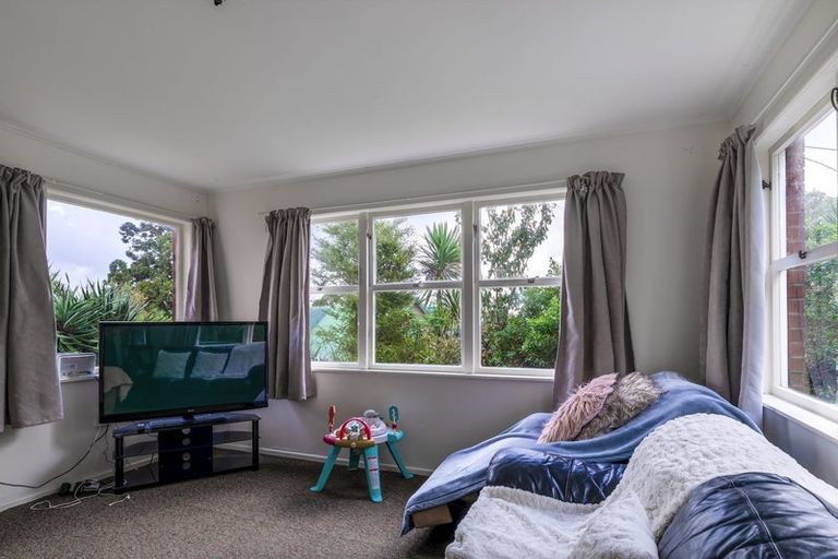 Photo of property in 265 Titirangi Road, Titirangi, Auckland, 0604
