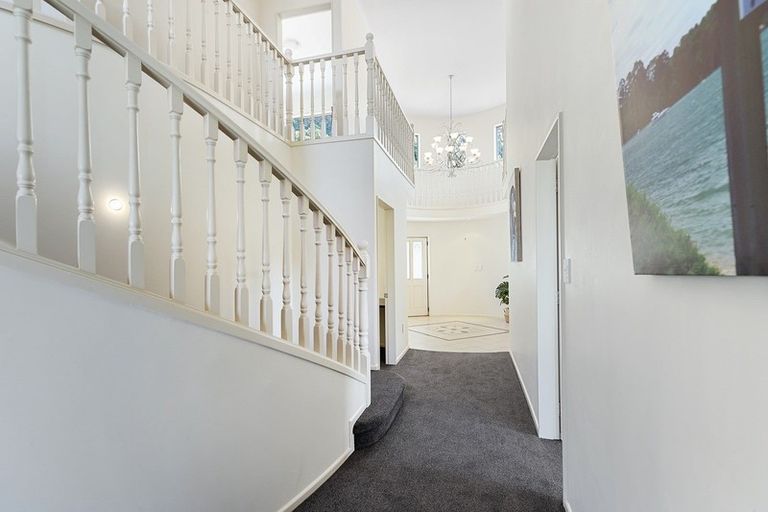 Photo of property in 36 Downing Street, Crofton Downs, Wellington, 6035