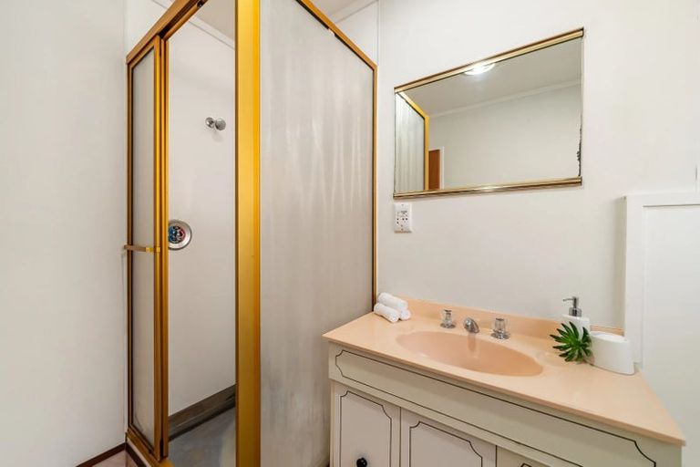 Photo of property in 52 Mcparland Street, Ebdentown, Upper Hutt, 5018