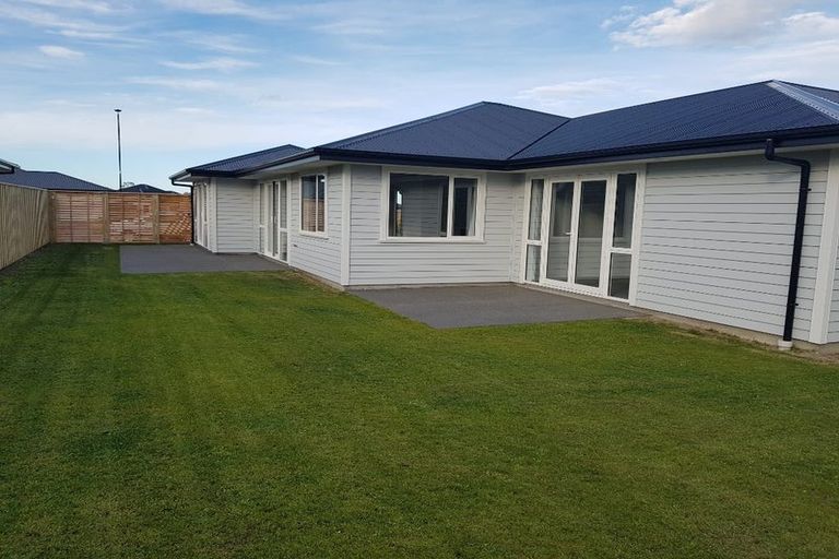 Photo of property in 14 Hickmott Street, Rangiora, 7400