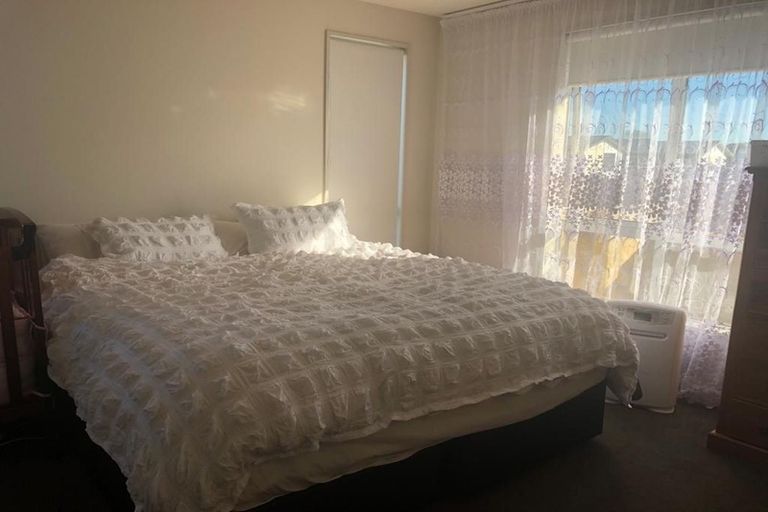 Photo of property in 4 Kingsbridge West, Burwood, Christchurch, 8083