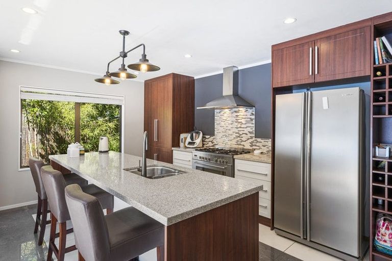 Photo of property in 63 Cruickshank Road, Clouston Park, Upper Hutt, 5018